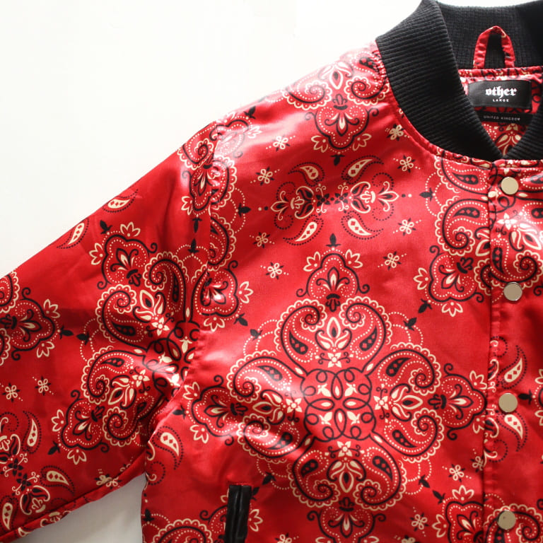 ouk-bomberjkt-redpaisley